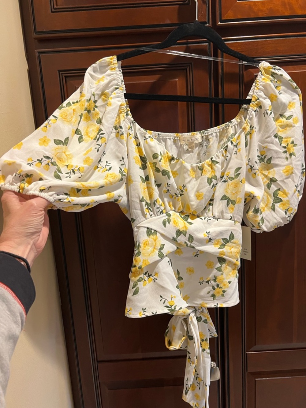 NWT Pie In The Sky White Yellow Floral Puff Sleeve Waist Tie Wrap - L - Picture 4 of 8